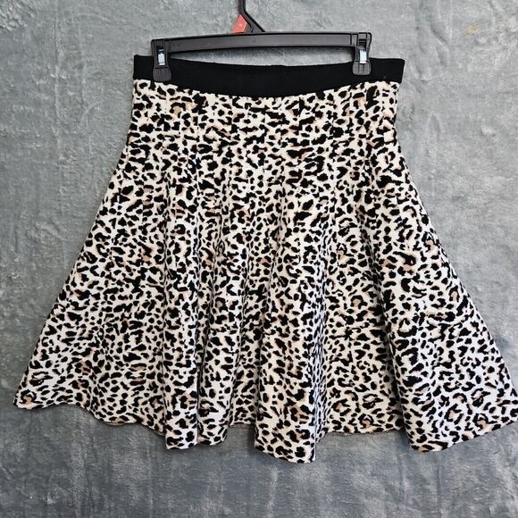 The Limited Dresses & Skirts - The Limited Women's MedAnimal Print Skirt Stretch Pullon Heavyweight knit